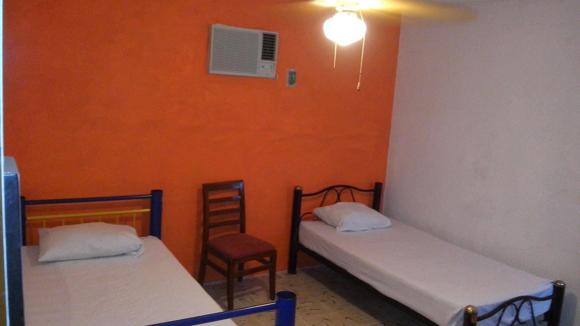 Hostel Mundo Maya Cancun Exterior photo